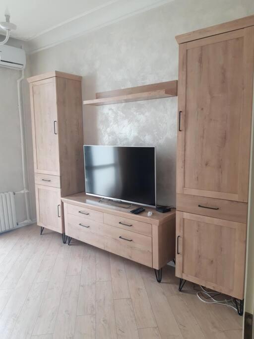 Luxury Apartment In The Center Kisinyov Kültér fotó